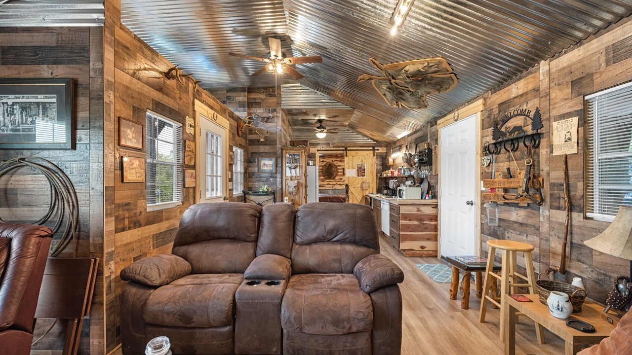Photo of Livingroom in Smithville