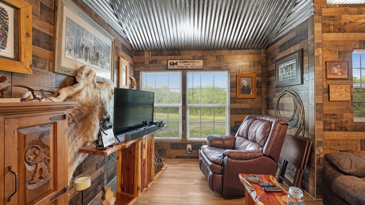 Photo of Livingroom in Smithville
