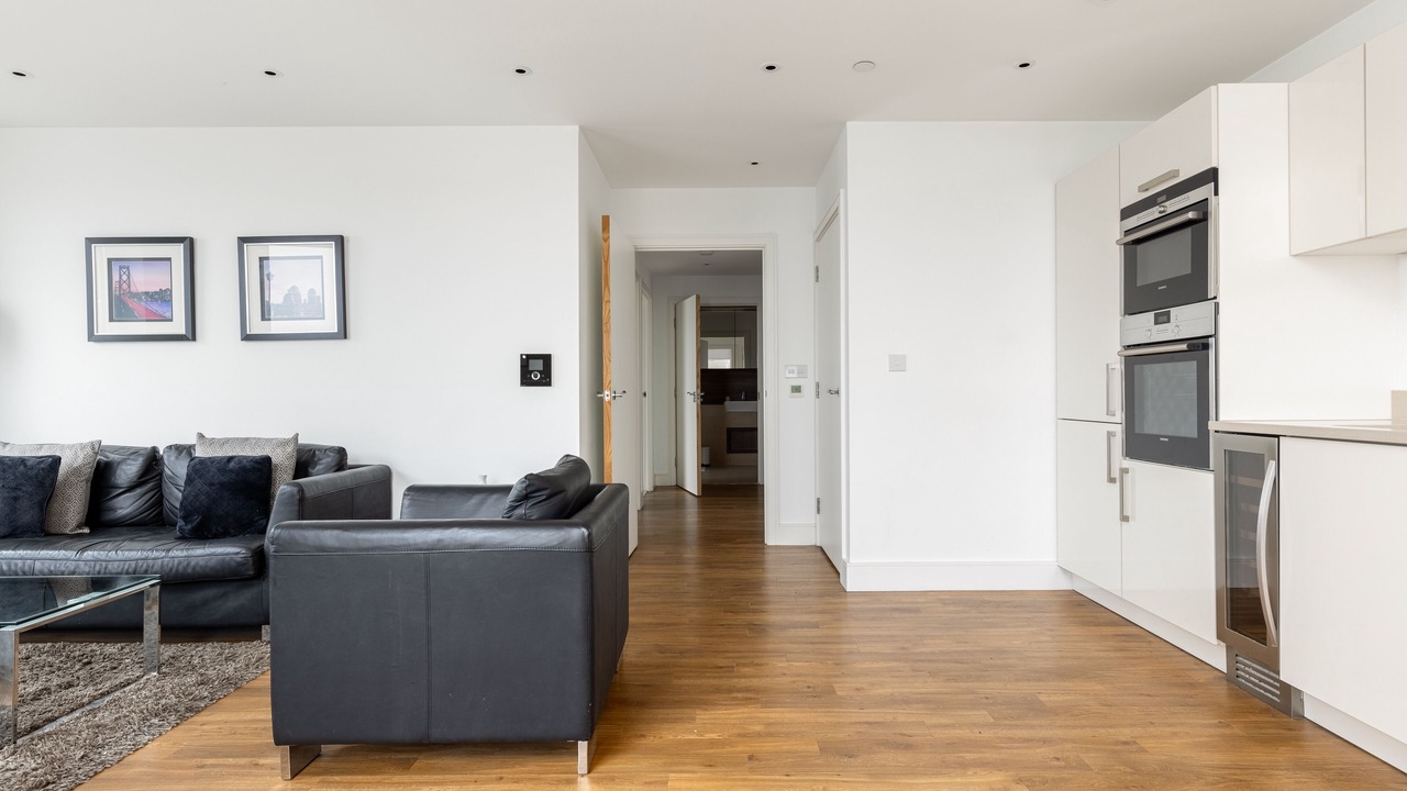 Photo of Livingroom in Highbury West