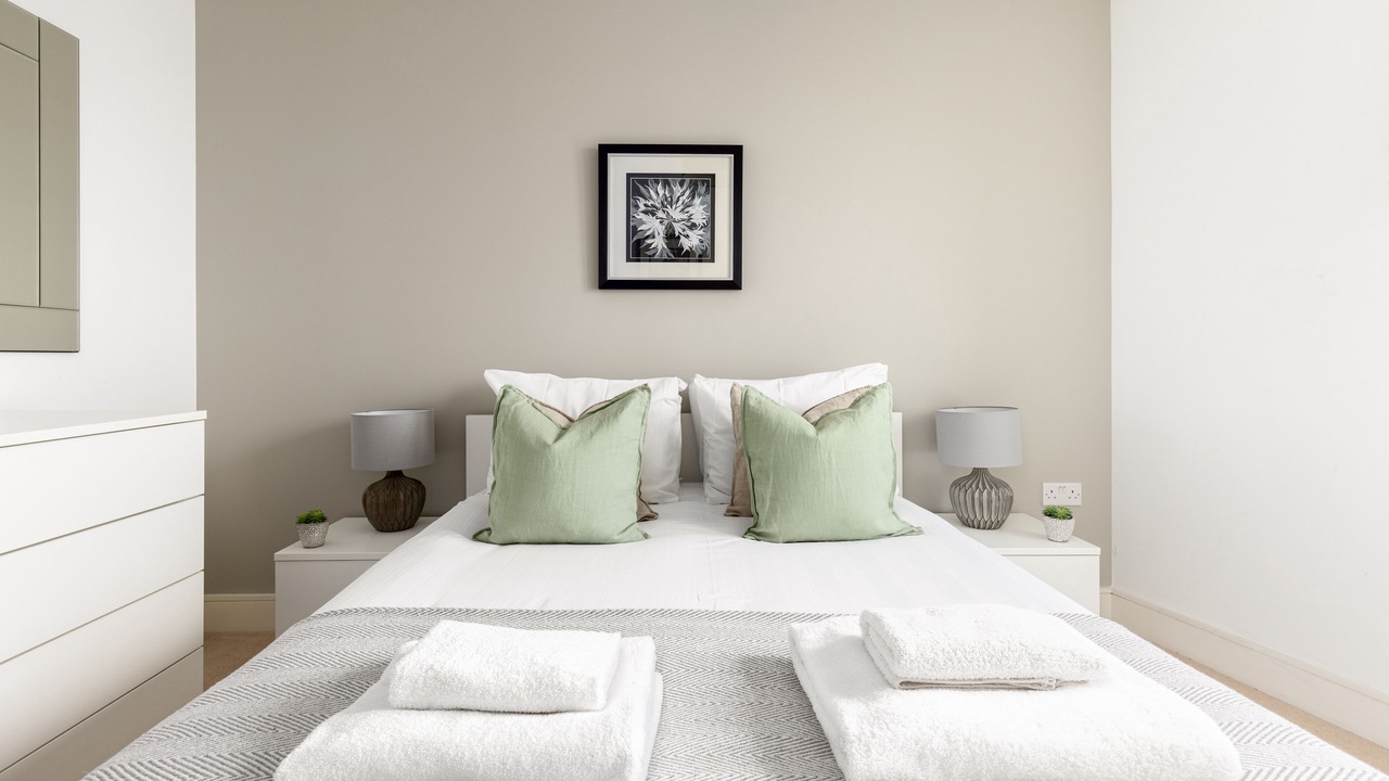 Photo of Bedroom in Highbury West