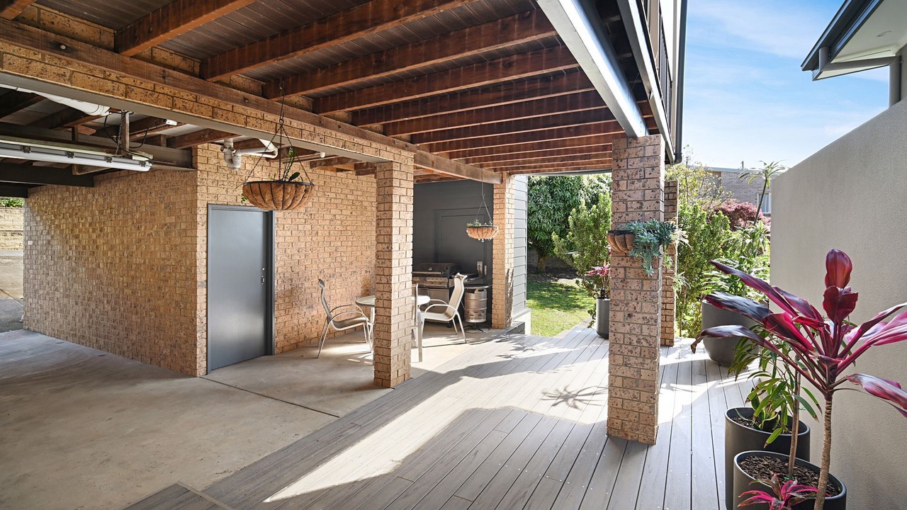 Photo of Patio Balcony in Black Head