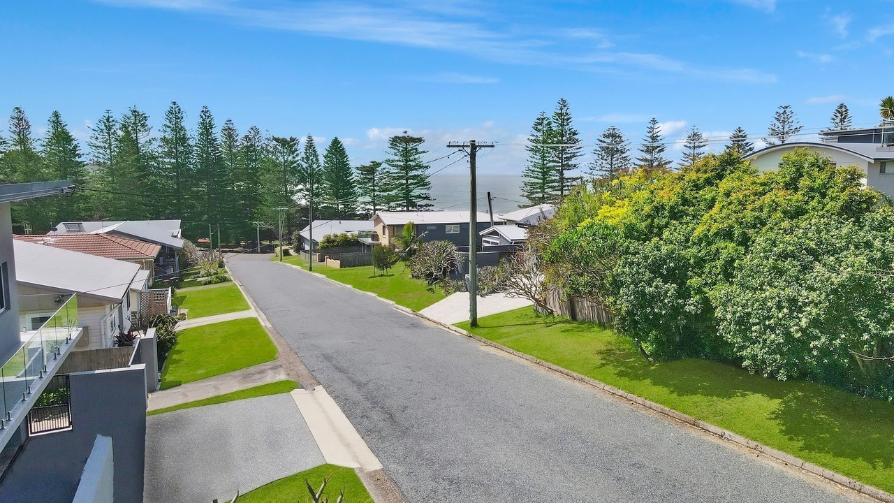 Photo of Others in Black Head