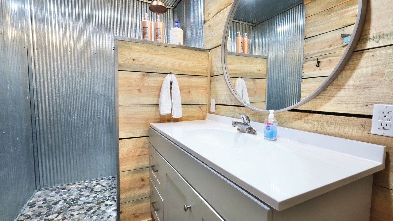Photo of Bathroom in Amity
