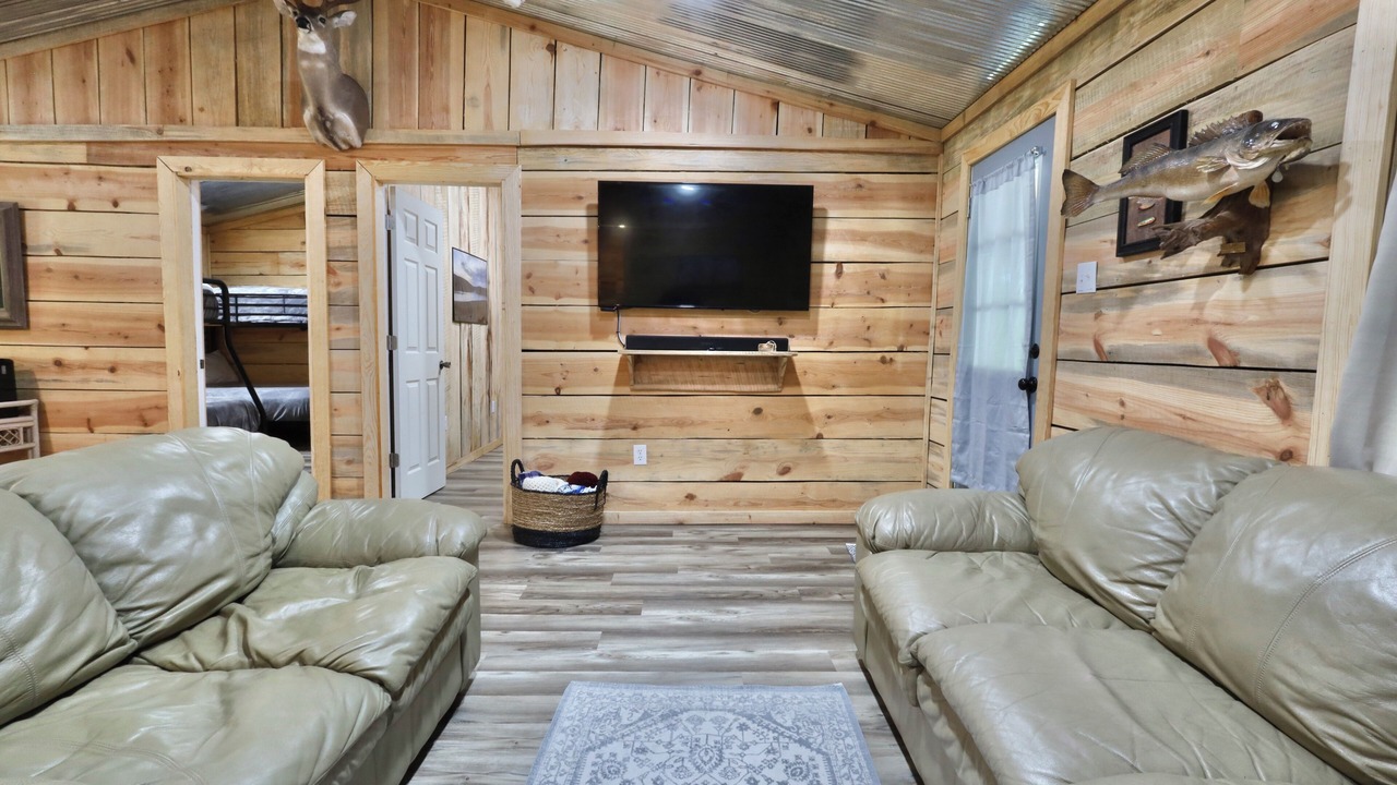 Photo of Livingroom in Amity