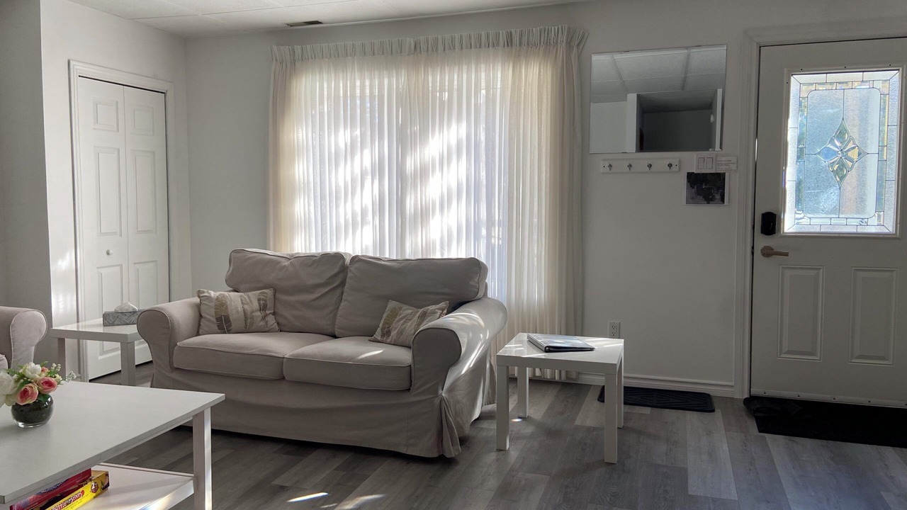 Photo of Livingroom in Port Franks