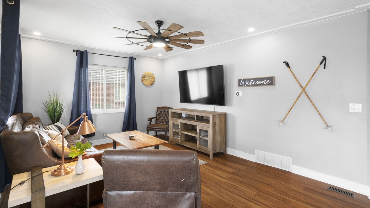 Photo of Livingroom in Canyon Rim