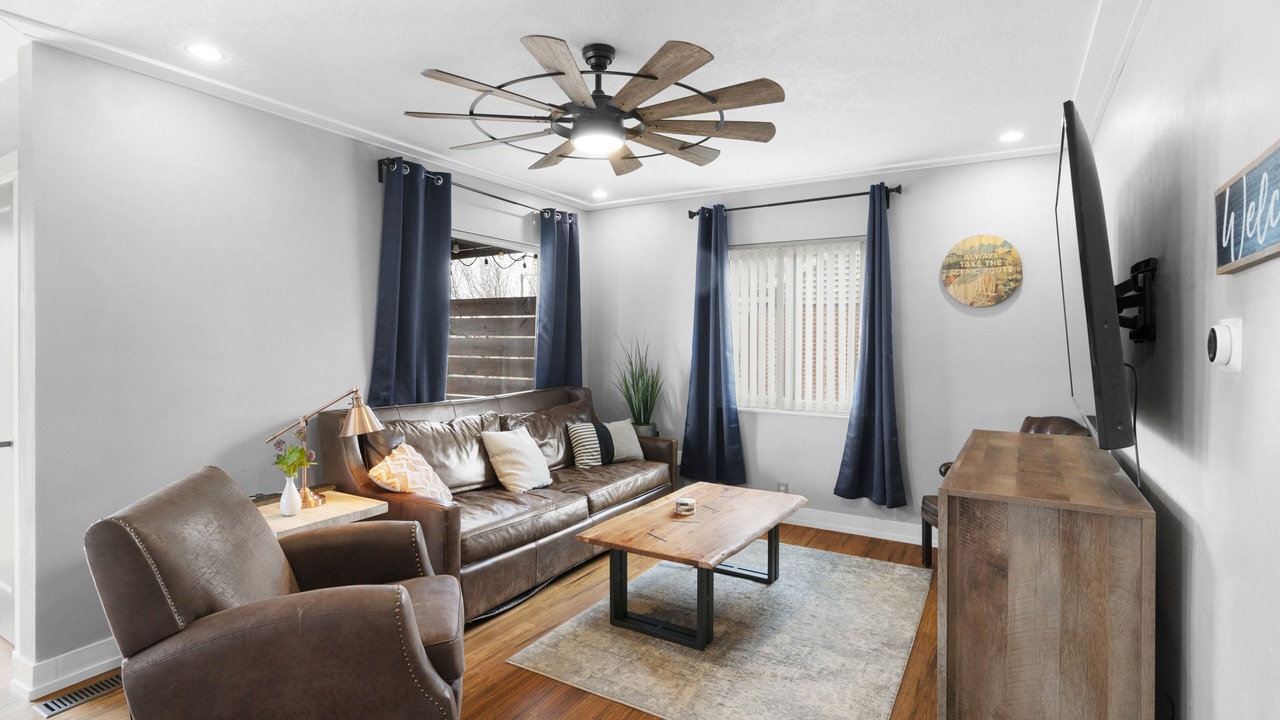 Photo of Livingroom in Canyon Rim
