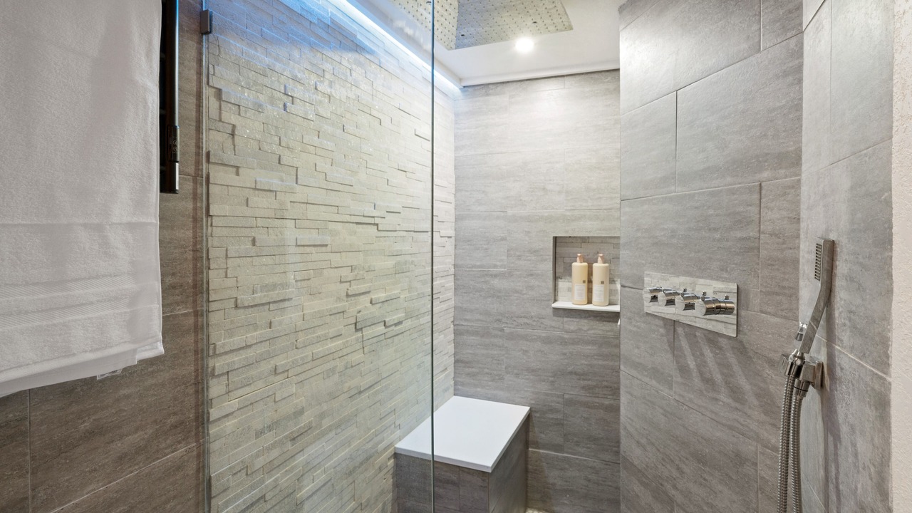 Photo of Bathroom in Canyon Rim