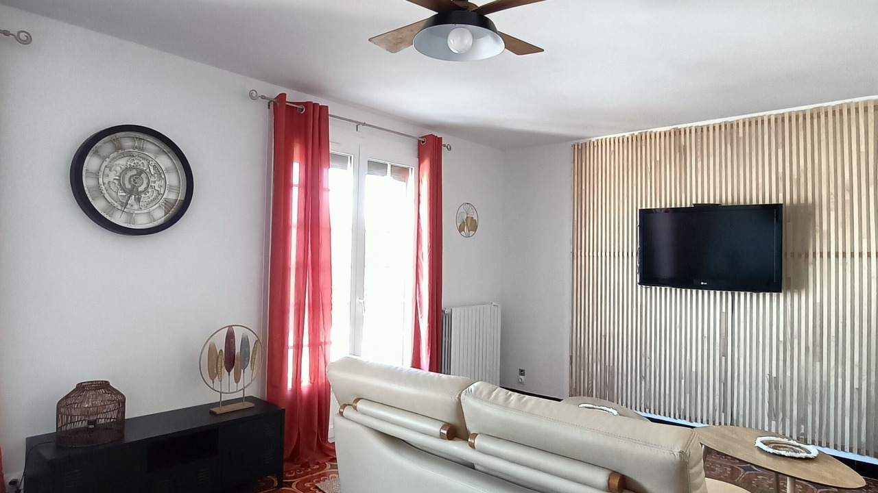 Photo of Livingroom in Digoin