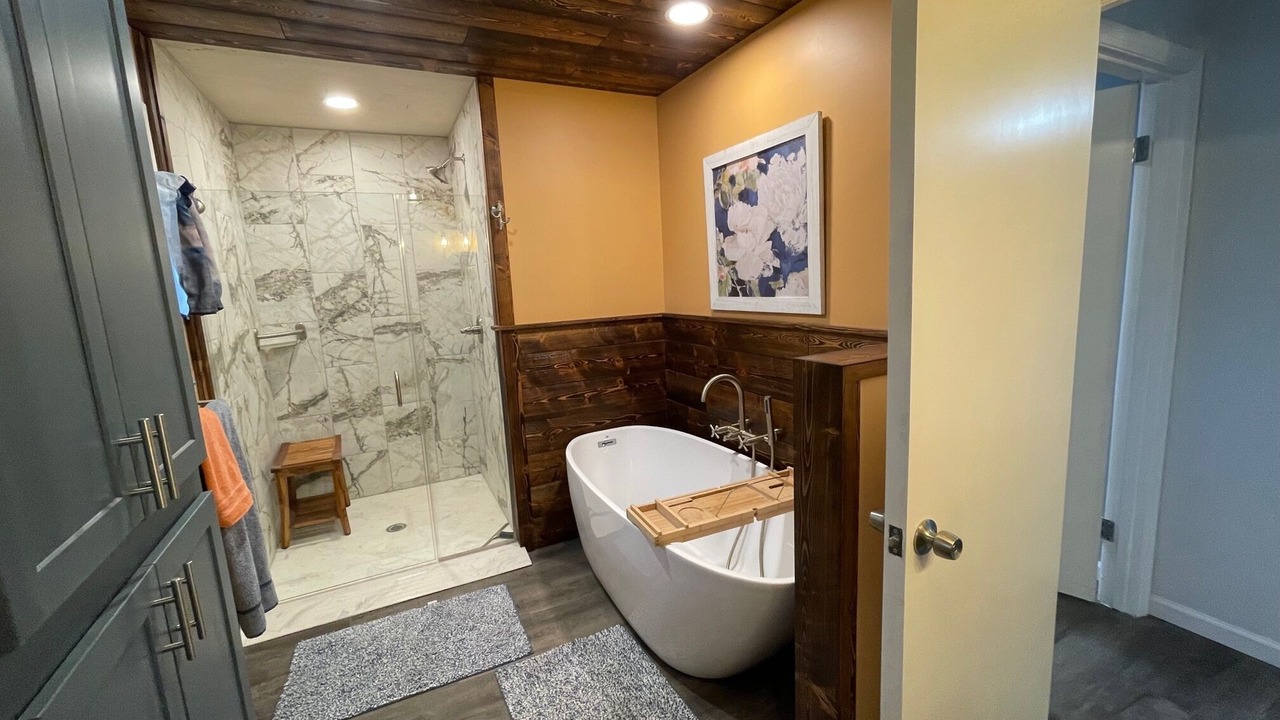 Photo of Bathroom in Goldman