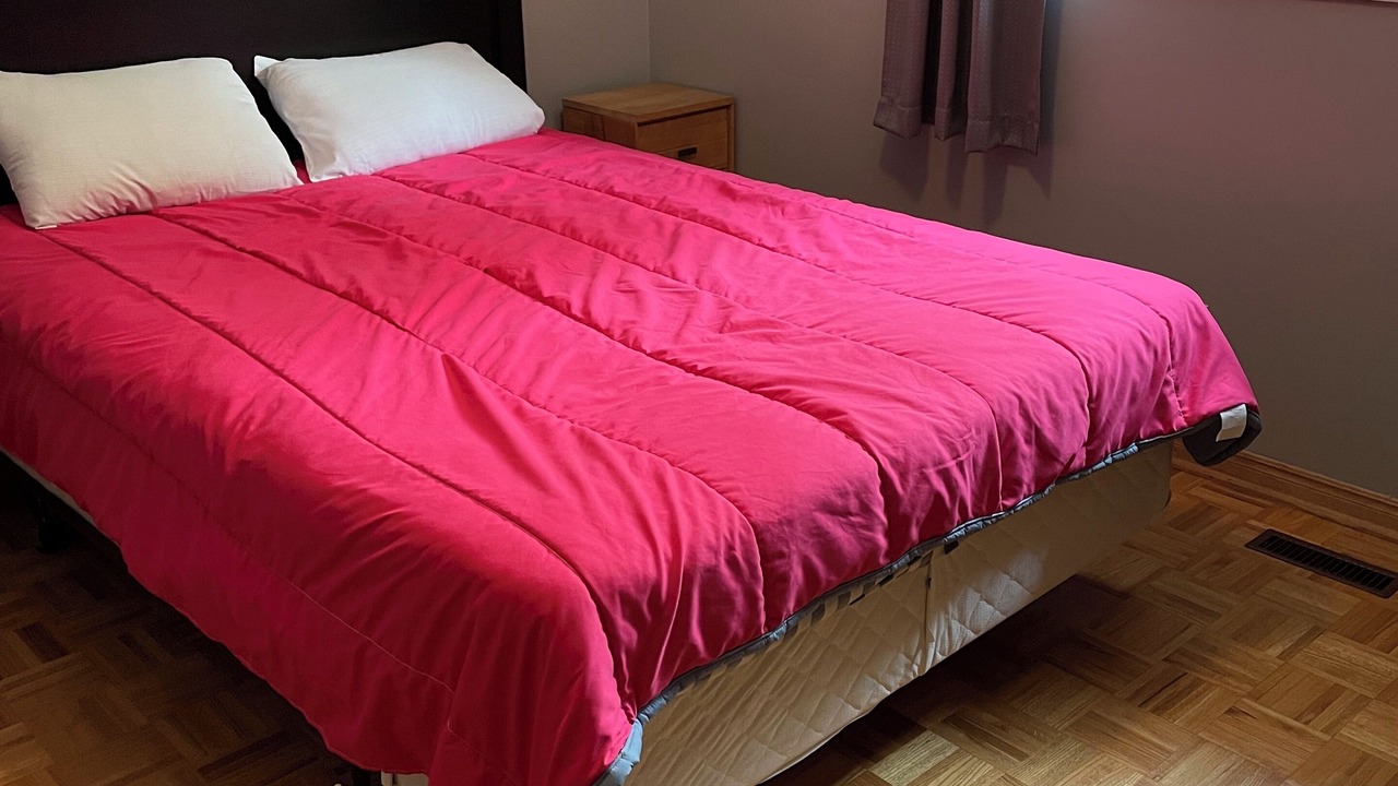 Photo of Bedroom in Wymbolwood Beach