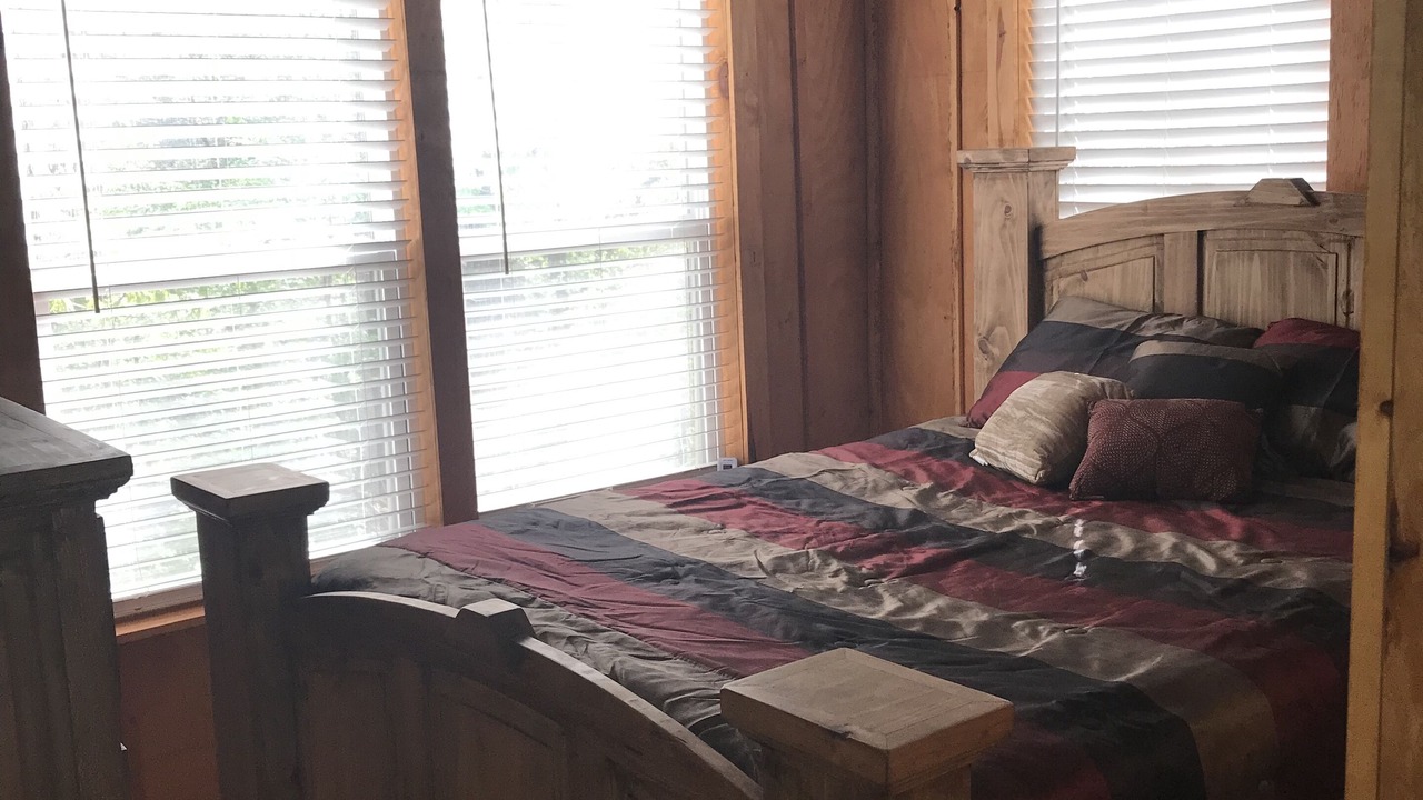 Photo of Bedroom in Marble Falls