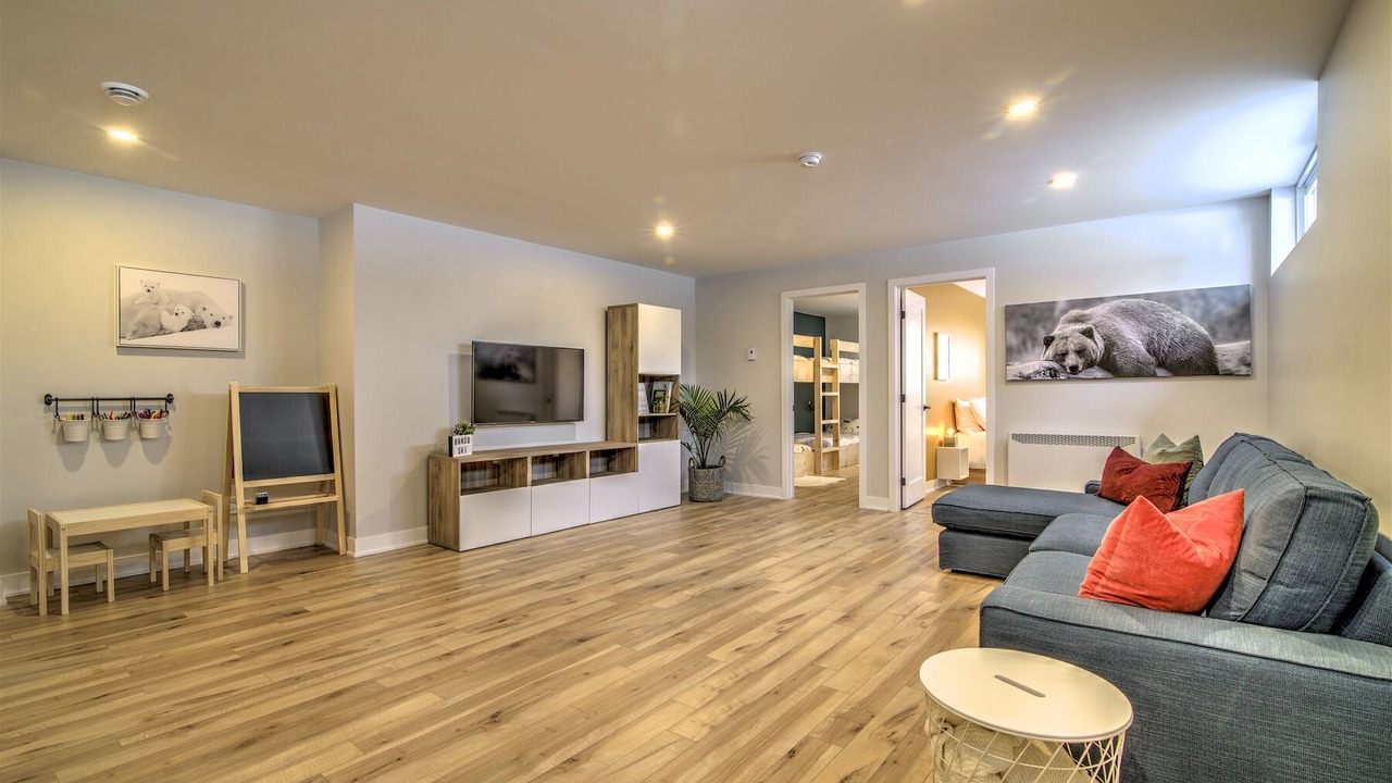 Photo of Livingroom in Morin Heights