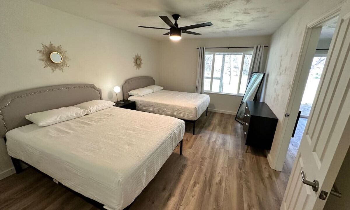 Photo of Bedroom in Canyon Lake