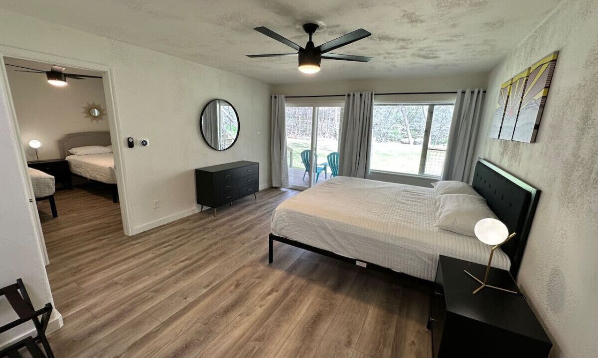 Photo of Bedroom in Canyon Lake