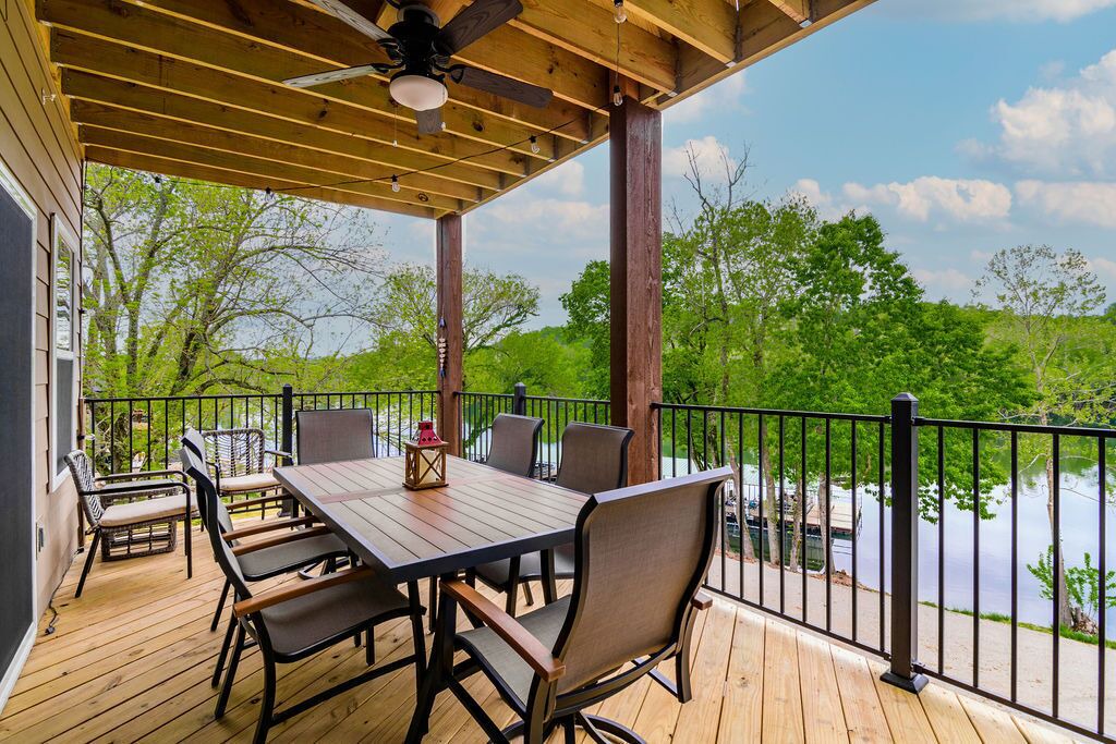 Photo of Bedroom in Branson