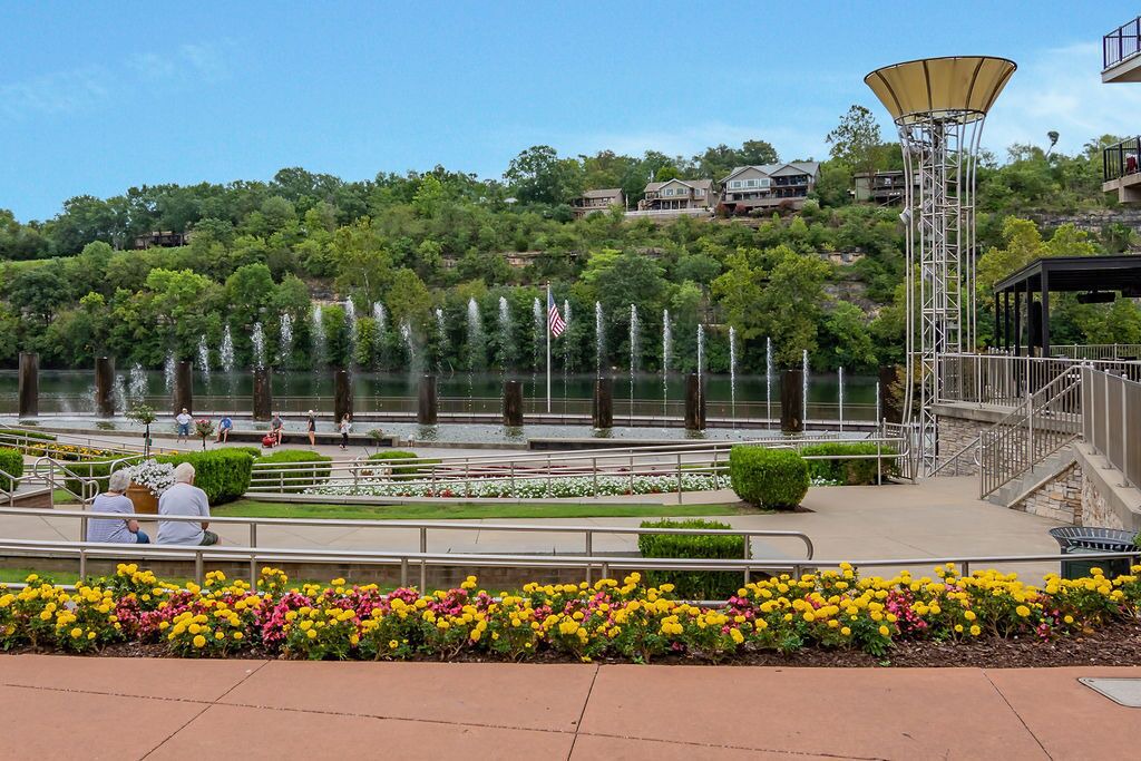 Photo of Others in Branson