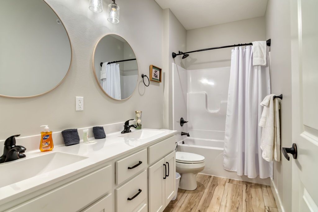 Photo of Bathroom in Branson