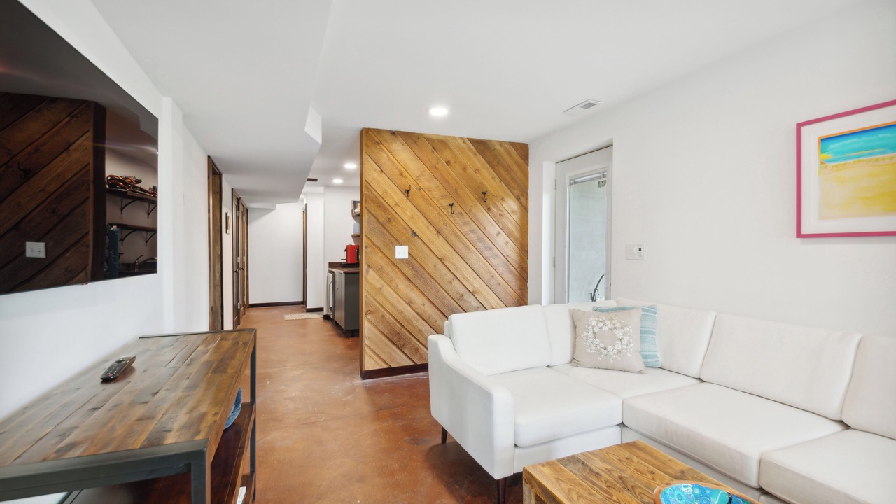 Photo of Livingroom in Miller Beach
