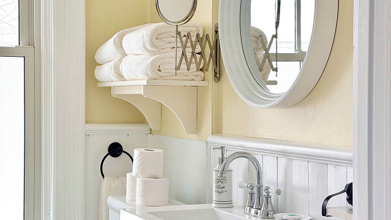 Photo of Bathroom in Elora