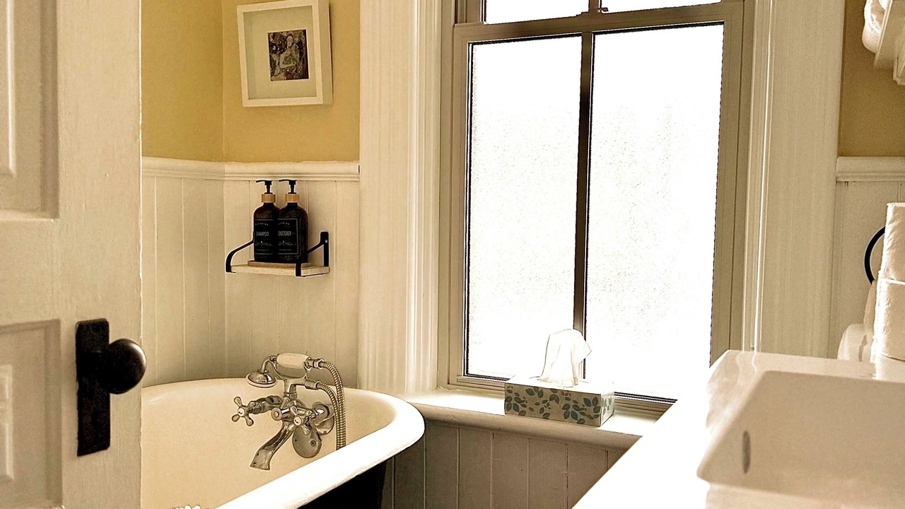 Photo of Bathroom in Elora