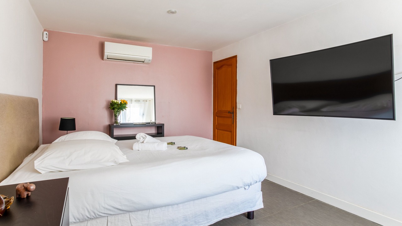 Photo of Bedroom in Aubagne