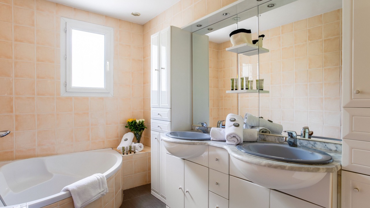 Photo of Bathroom in Aubagne