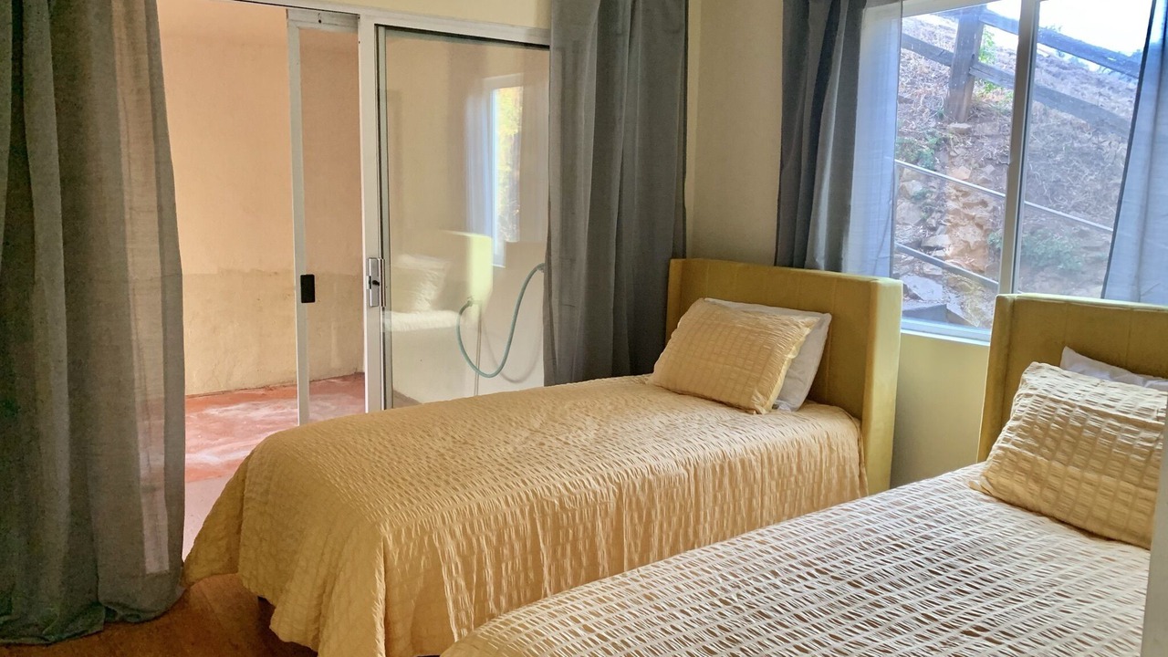 Photo of Bedroom in Malibu