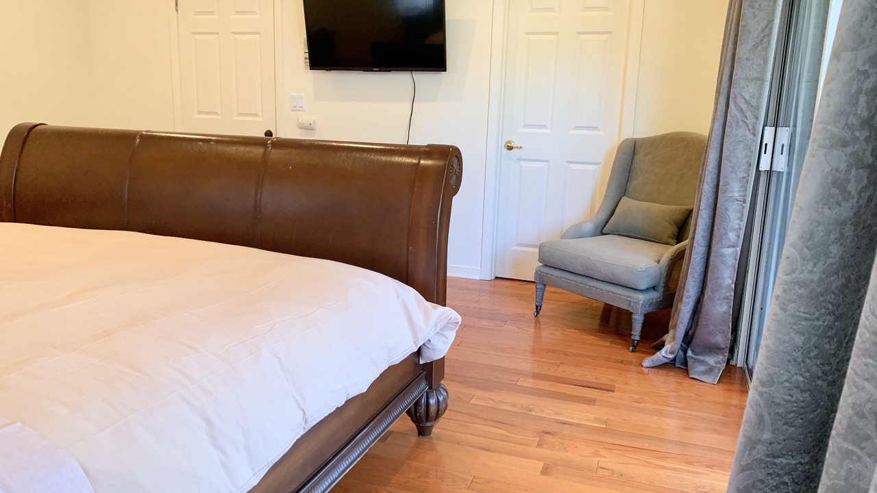 Photo of Bedroom in Malibu