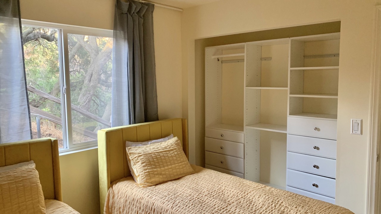 Photo of Bedroom in Malibu