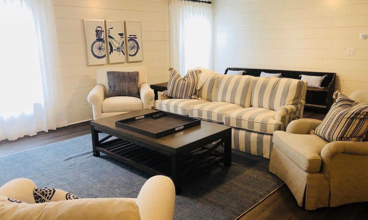 Photo of Livingroom in Chattahoochee Hills