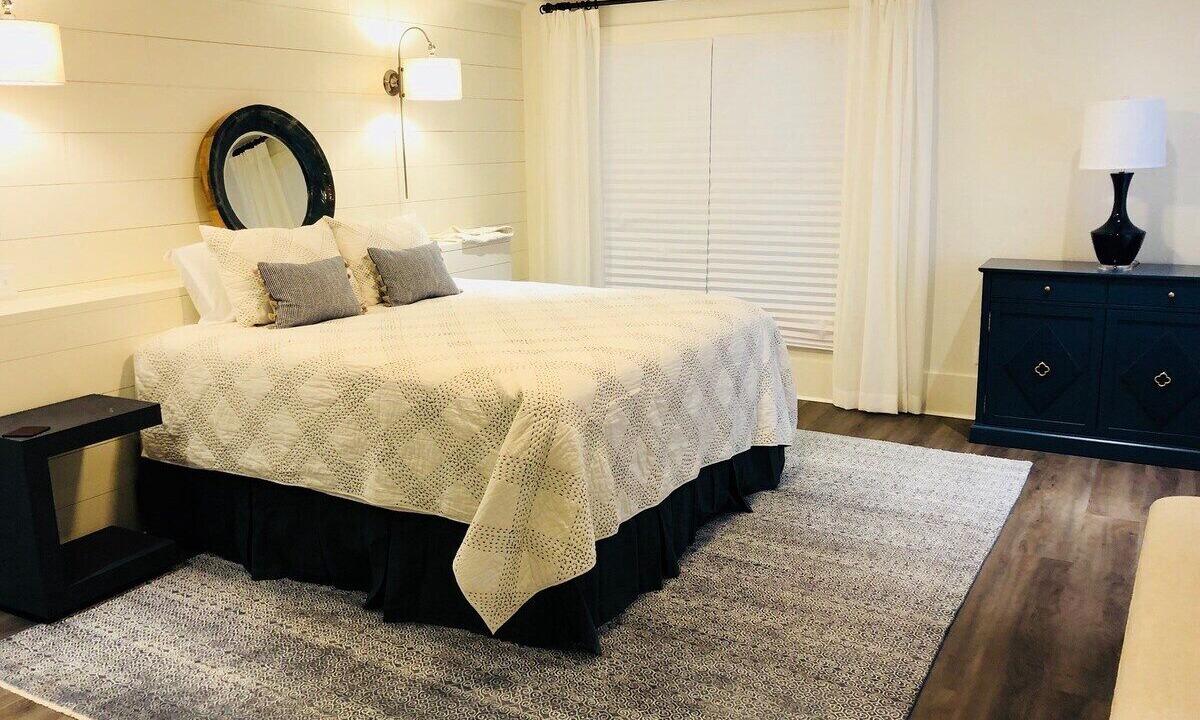 Photo of Bedroom in Chattahoochee Hills