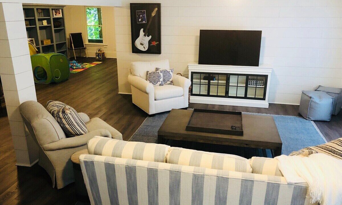 Photo of Livingroom in Chattahoochee Hills