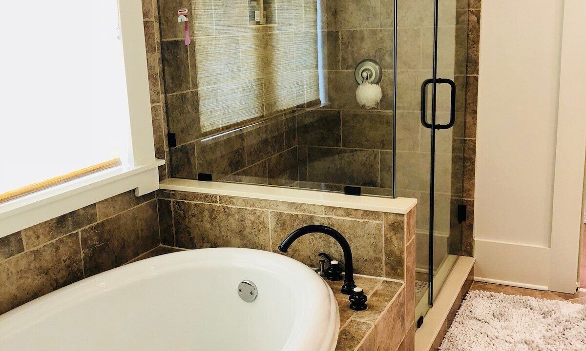 Photo of Bathroom in Chattahoochee Hills