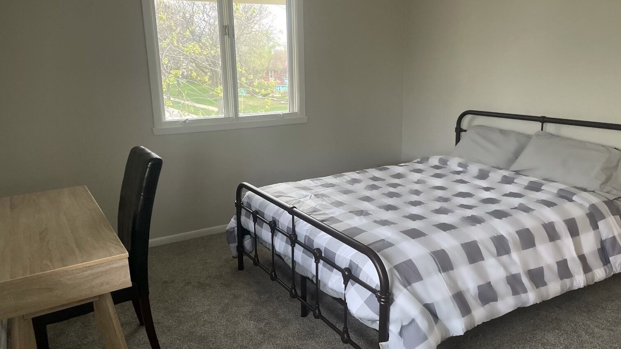 Photo of Bedroom in Schaumburg