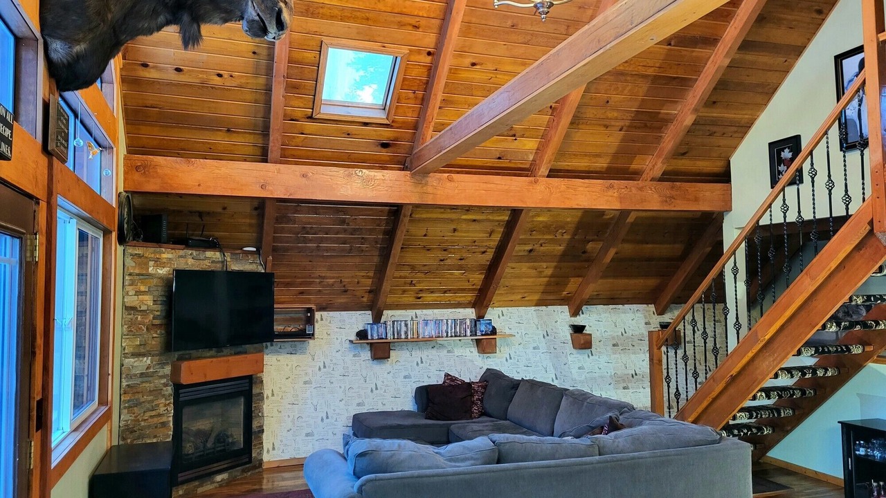 Photo of Livingroom in Bayview