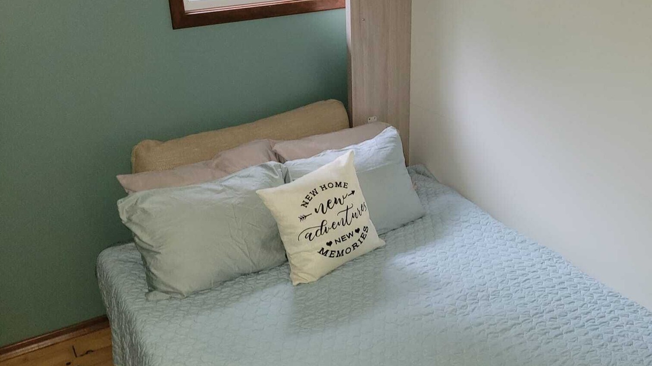 Photo of Bedroom in Point Clark