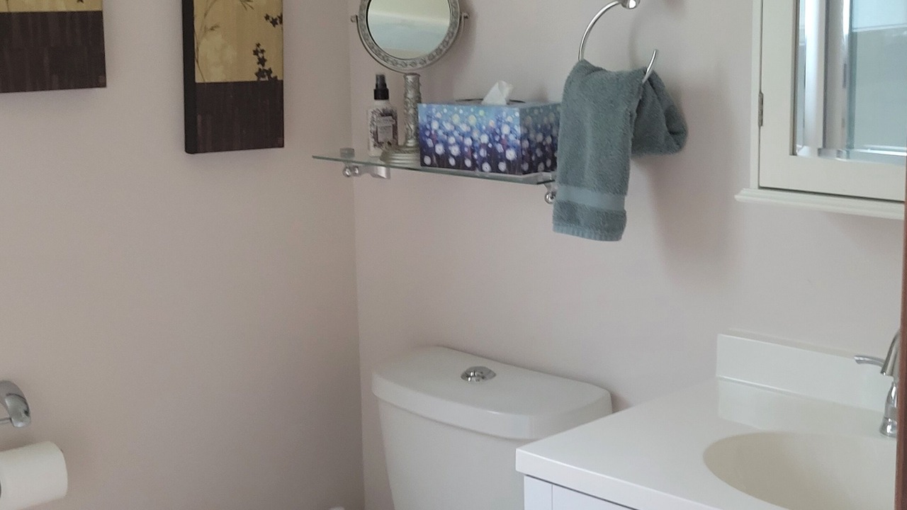Photo of Bathroom in Point Clark