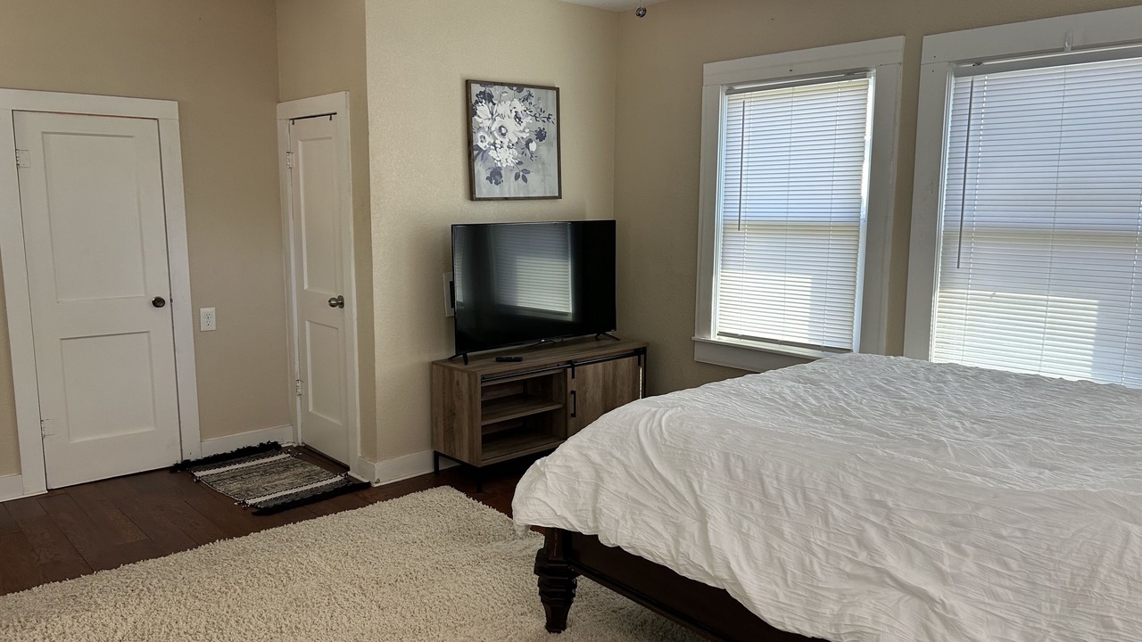 Photo of Bedroom in Weatherford