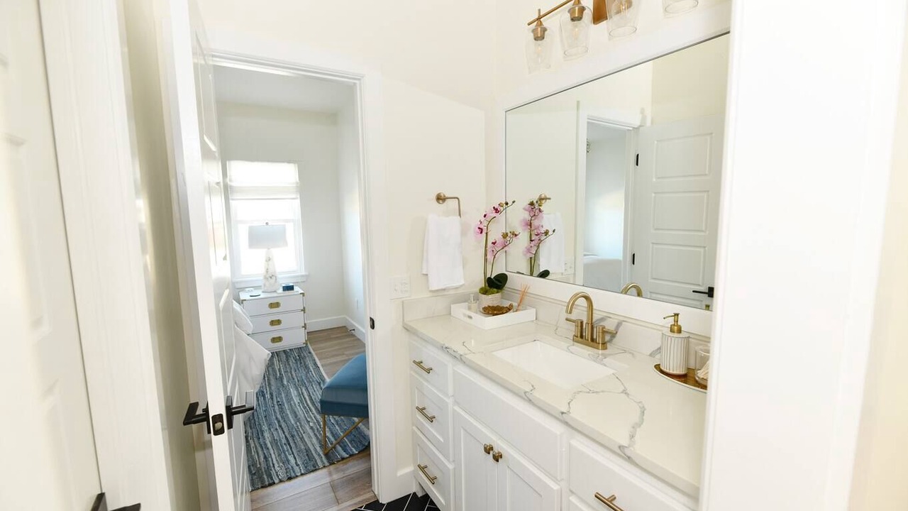 Photo of Bathroom in Central Oklahoma City