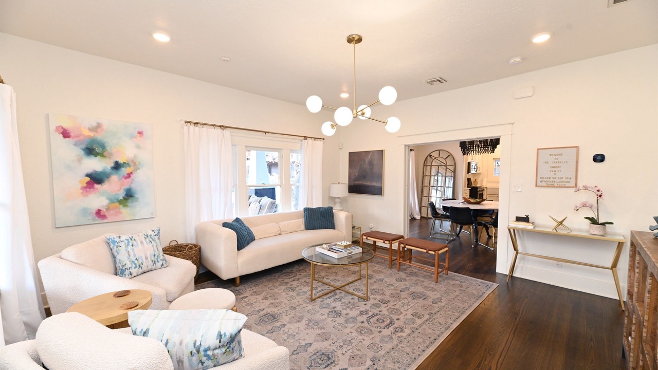 Photo of Livingroom in Norman