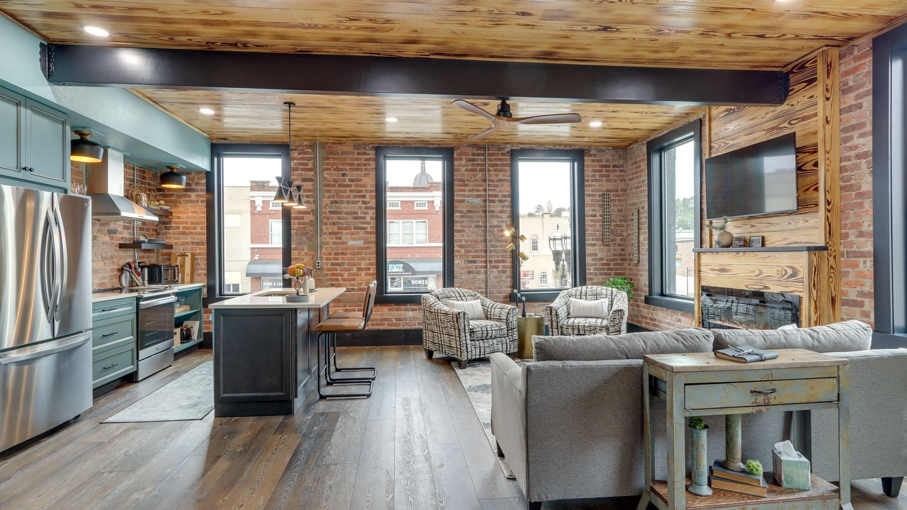 Photo of Livingroom in Murphy