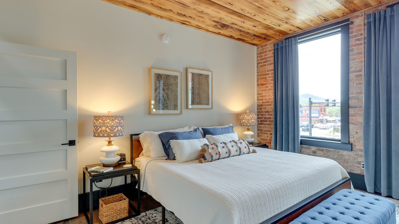 Photo of Bedroom in Murphy