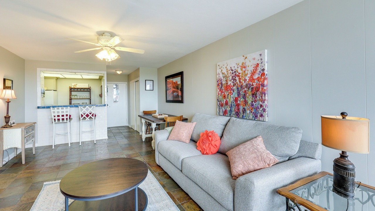 Photo of Livingroom in Mid America