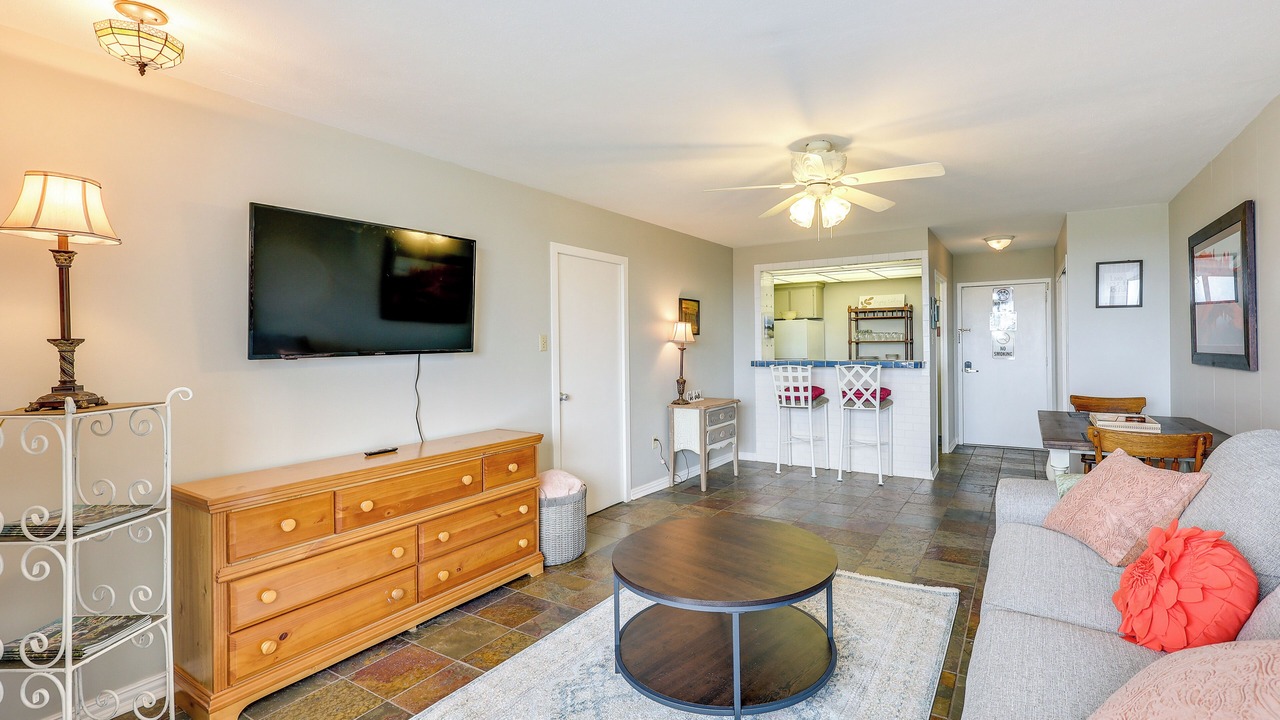 Photo of Livingroom in Mid America