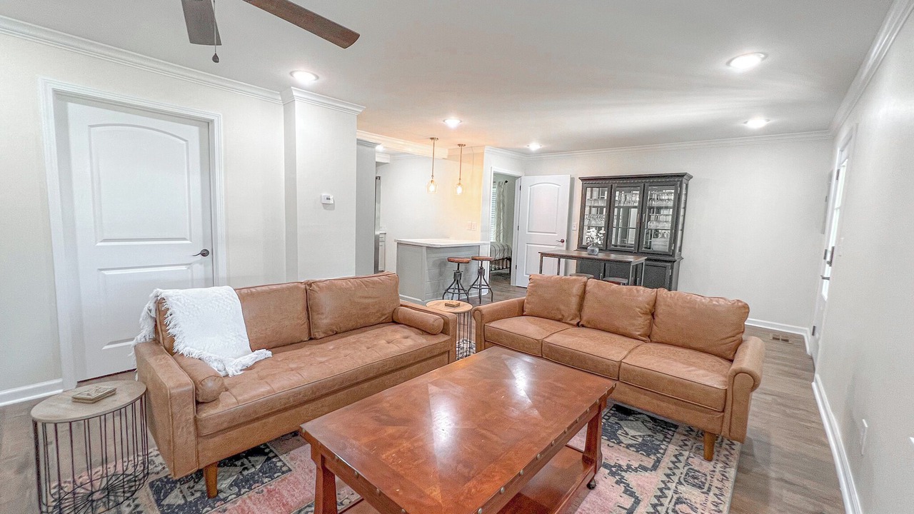 Photo of Livingroom in Starkville