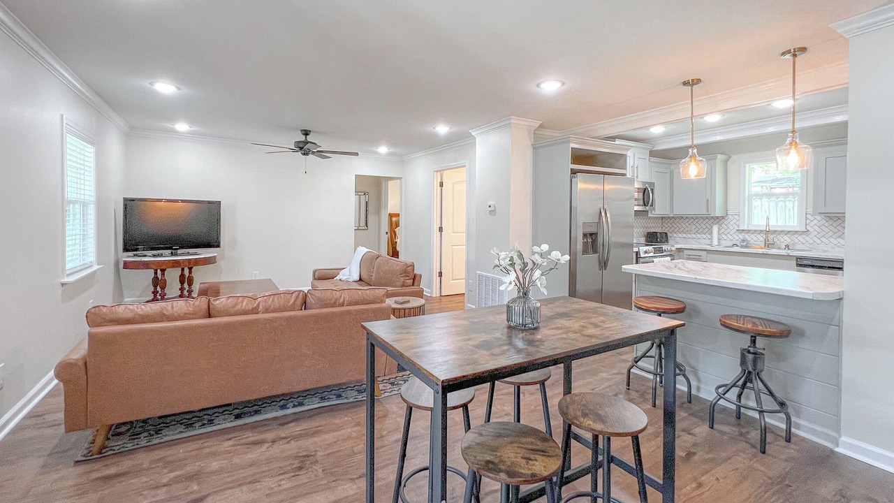 Photo of Livingroom in Starkville