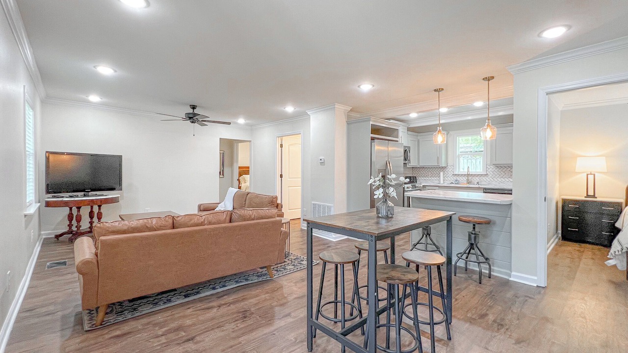 Photo of Livingroom in Starkville