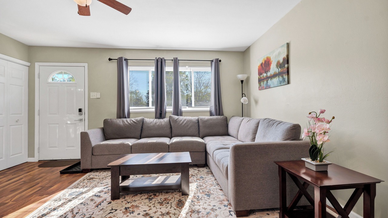 Photo of Livingroom in Ballwin