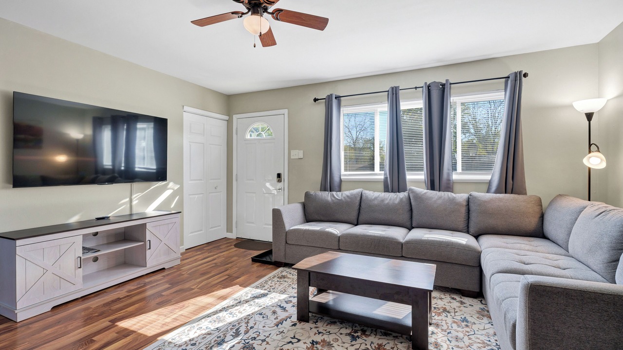 Photo of Livingroom in Ballwin